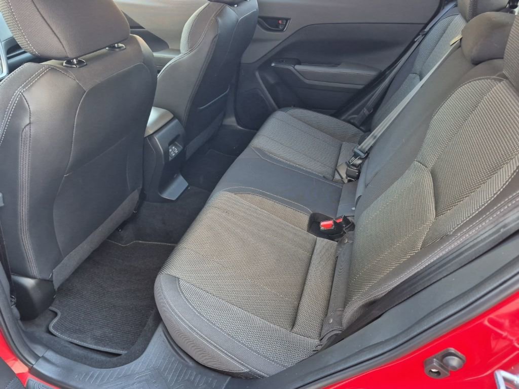 Used 2024 Subaru Crosstrek 2.0i Premium image 12