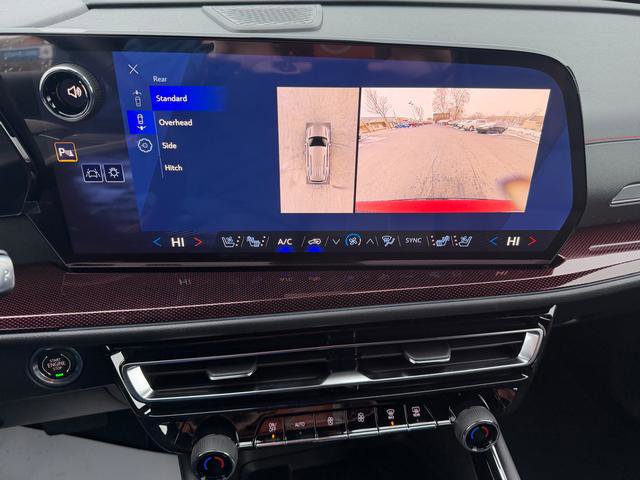 New 2026 Chevrolet Traverse RS image 25