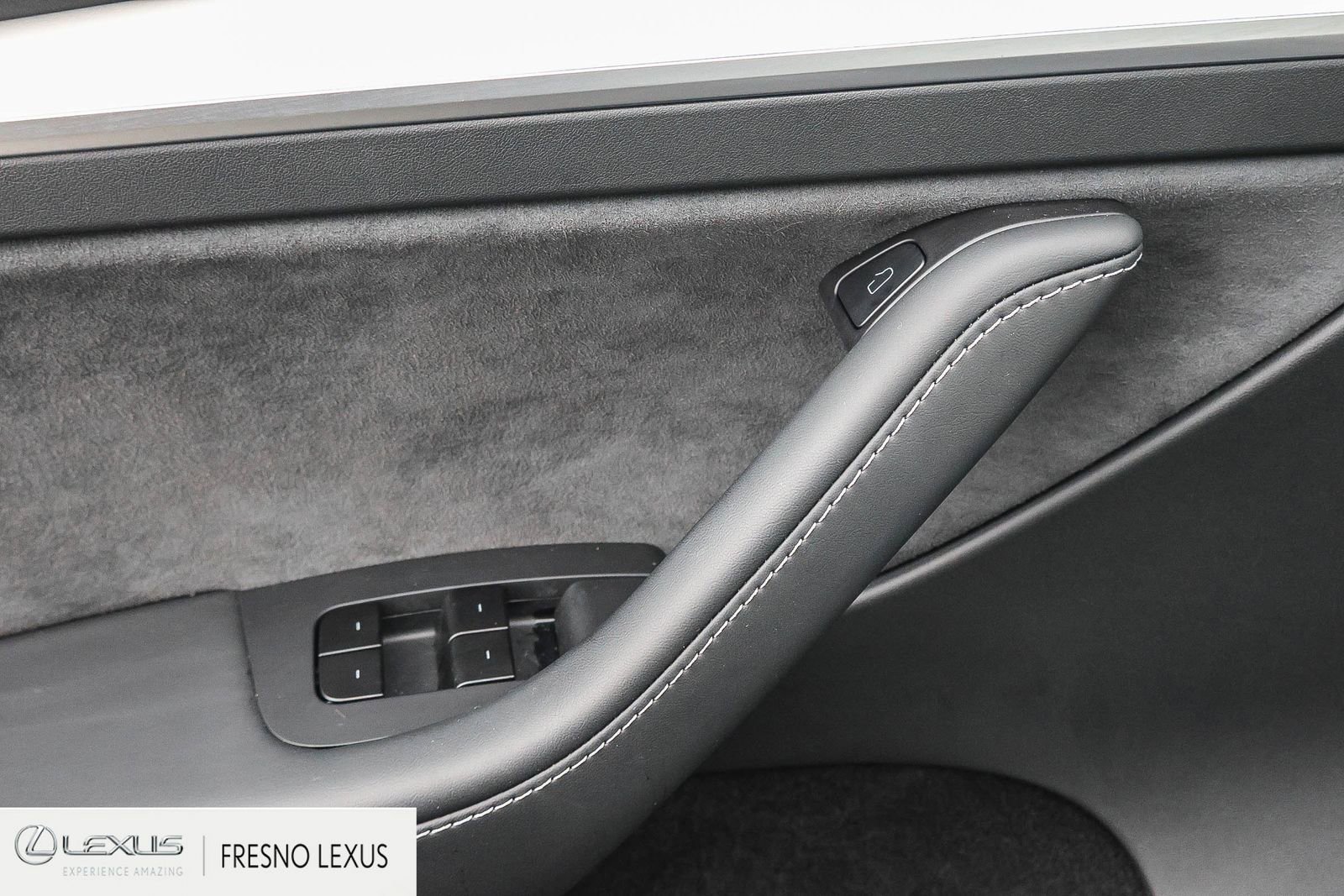 Used 2025 Tesla Model Y Long Range image 23