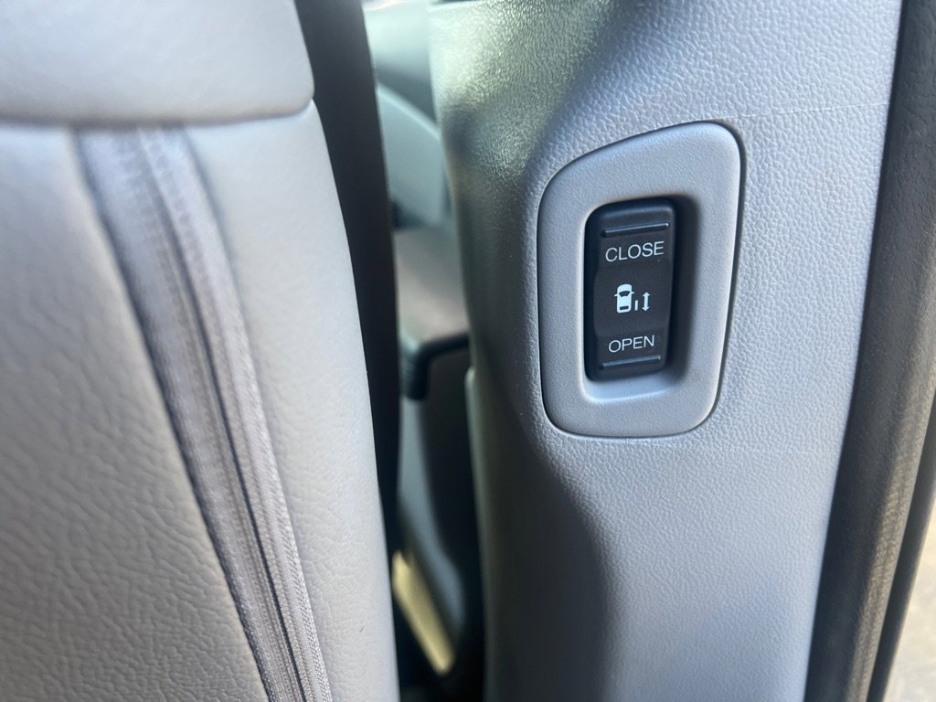 Used 2014 Honda Odyssey EX-L image 36
