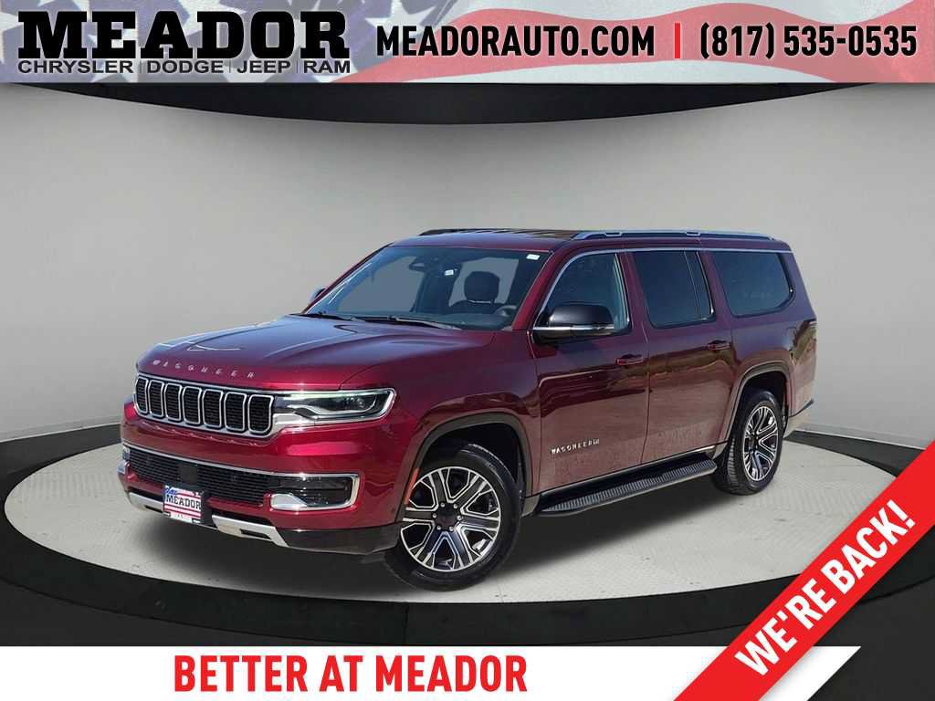 Used 2024 Jeep Wagoneer L Series II w/ Flexible Seating Group AWD/4WD image 1