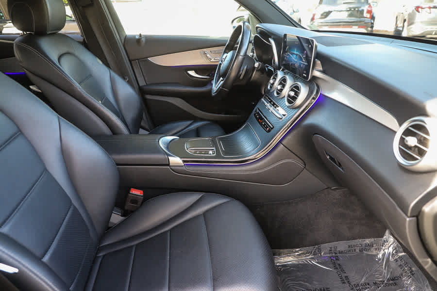 Used 2021 Mercedes-Benz GLC 300 4MATIC image 14