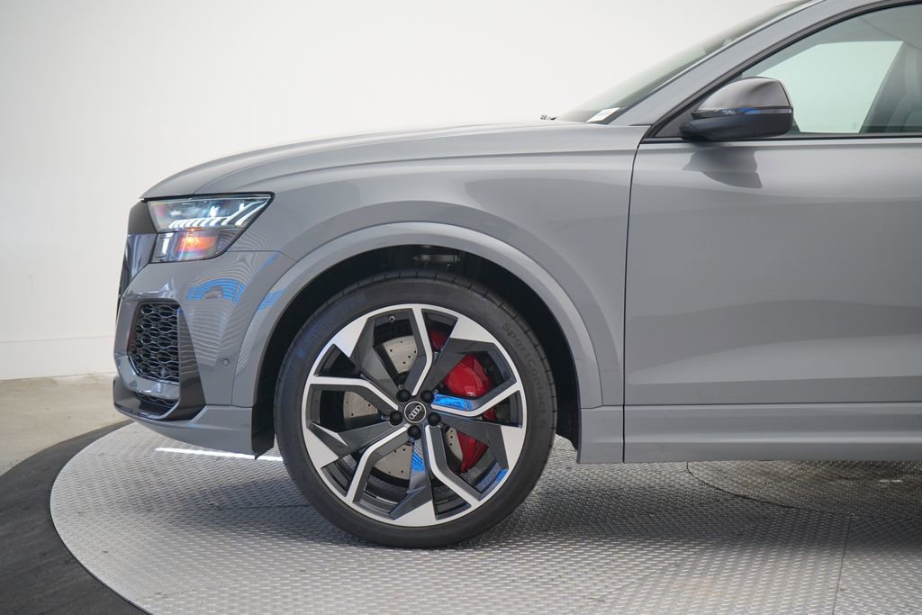 Used 2024 Audi RS Q8 image 2