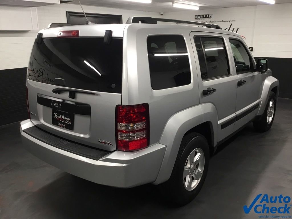 Used 2012 Jeep Liberty Sport w/ Popular Equipment Group AWD/4WD image 11