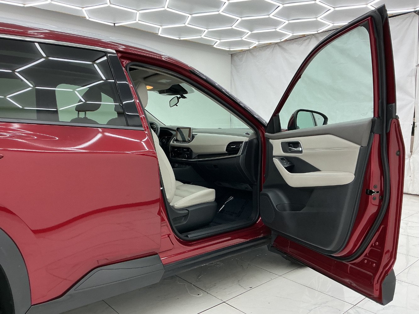 Used 2021 Nissan Rogue SV w/ Premium Package AWD/4WD image 17