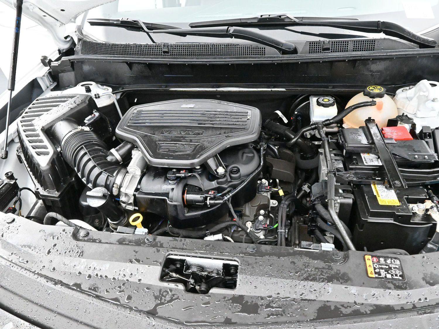 Certified 2024 Cadillac XT6 Premium Luxury image 34