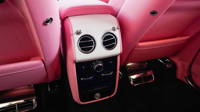 Used 2024 Rolls-Royce Cullinan Sport Utility image 74