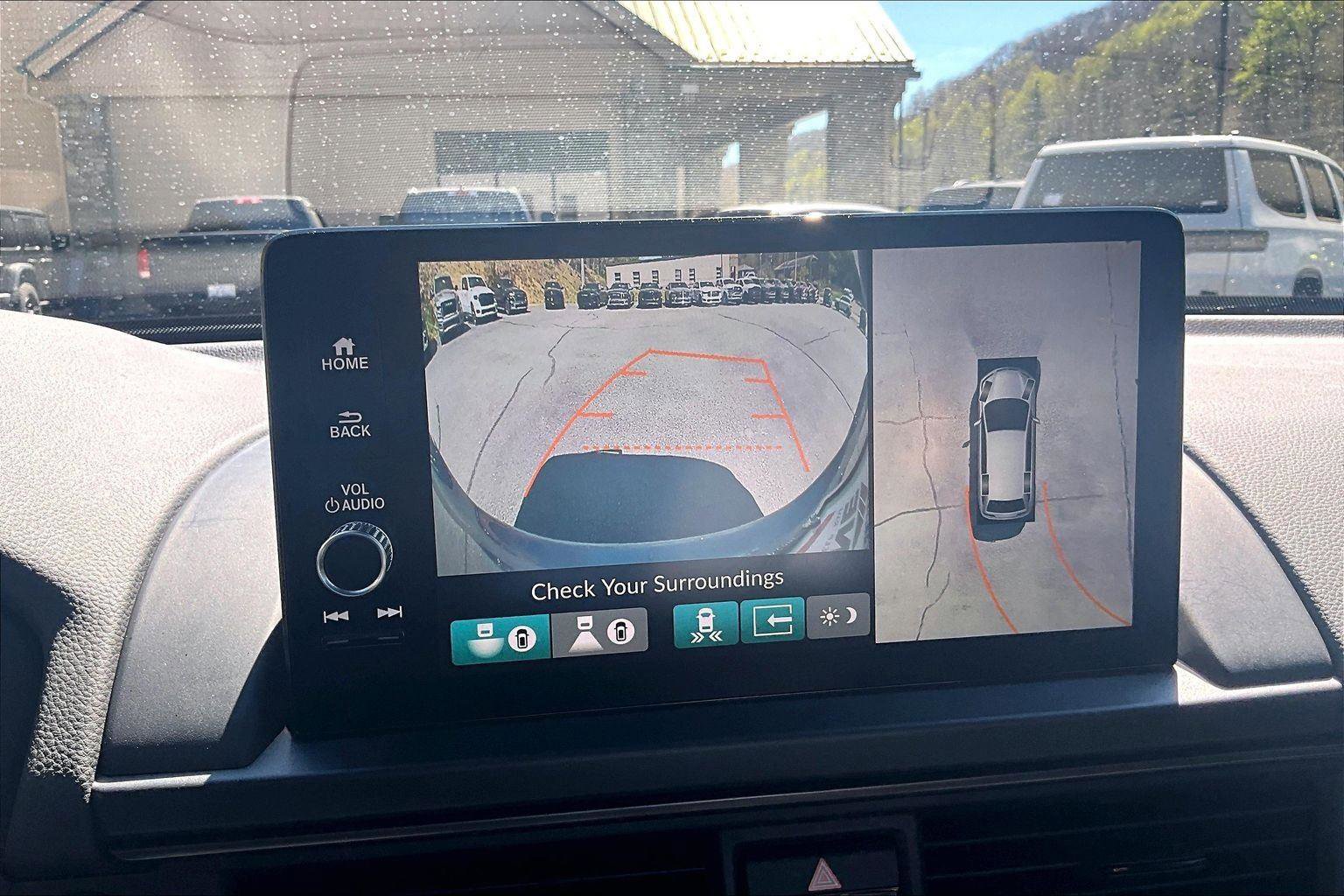 Used 2025 Honda Pilot TrailSport image 22