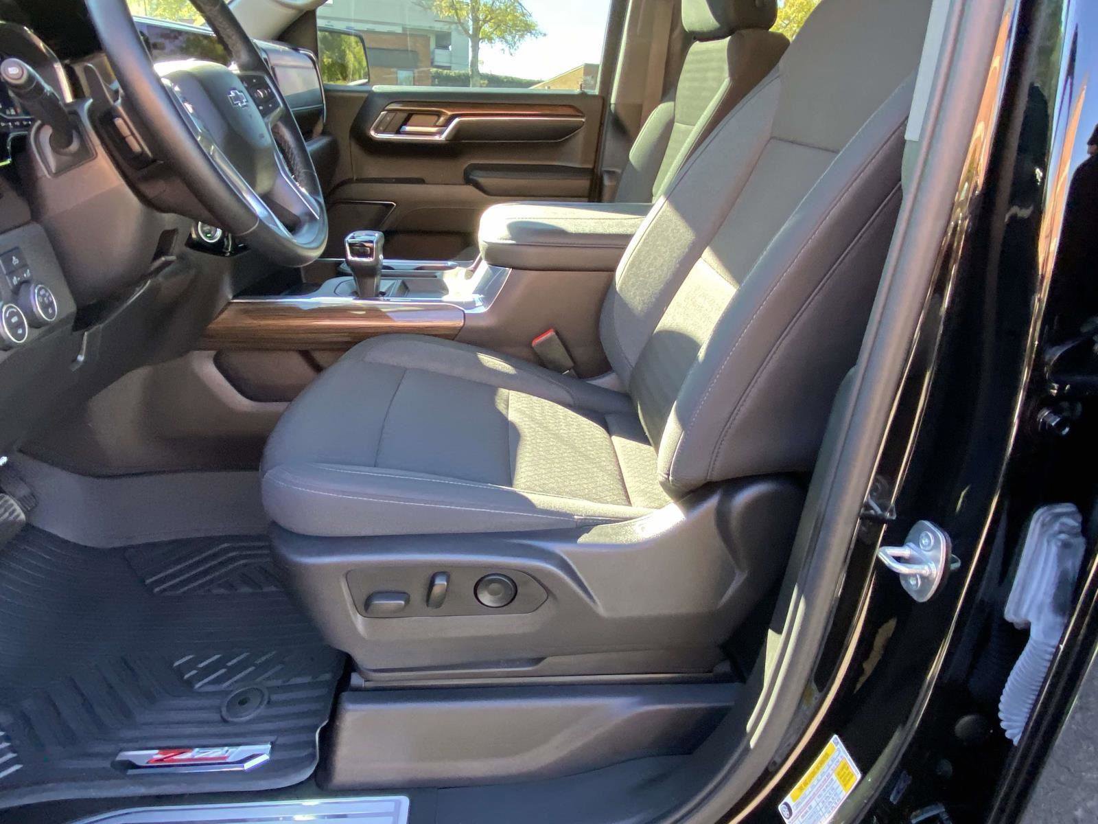 Certified 2024 Chevrolet Silverado 1500 LT Trail Boss image 5