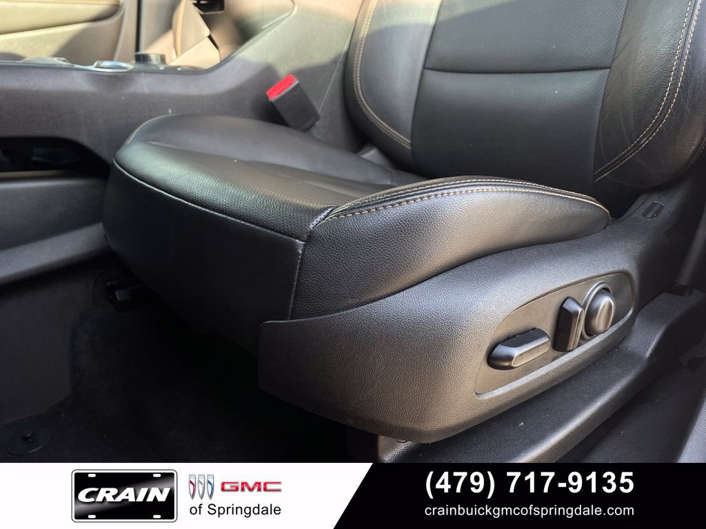 Used 2020 GMC Terrain SLT w/ Preferred Package FWD image 23