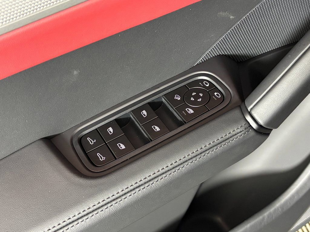 Certified 2026 Porsche Cayenne S AWD/4WD image 15