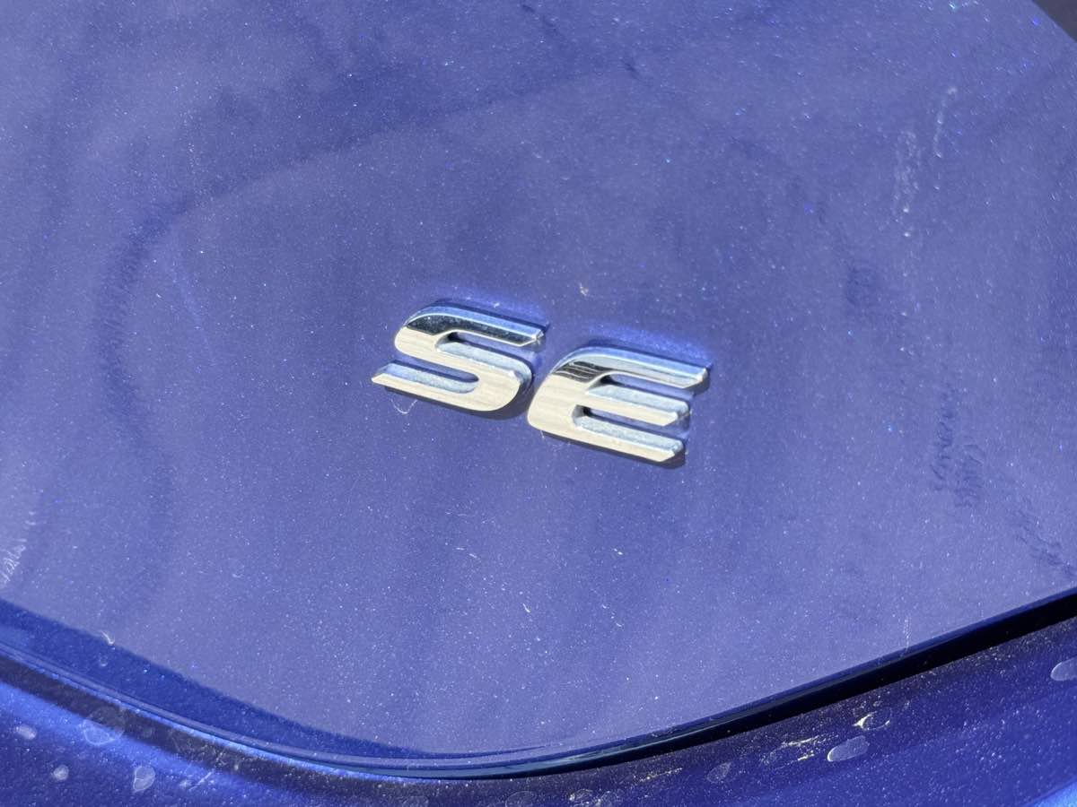 Used 2017 Toyota Corolla SE FWD image 11