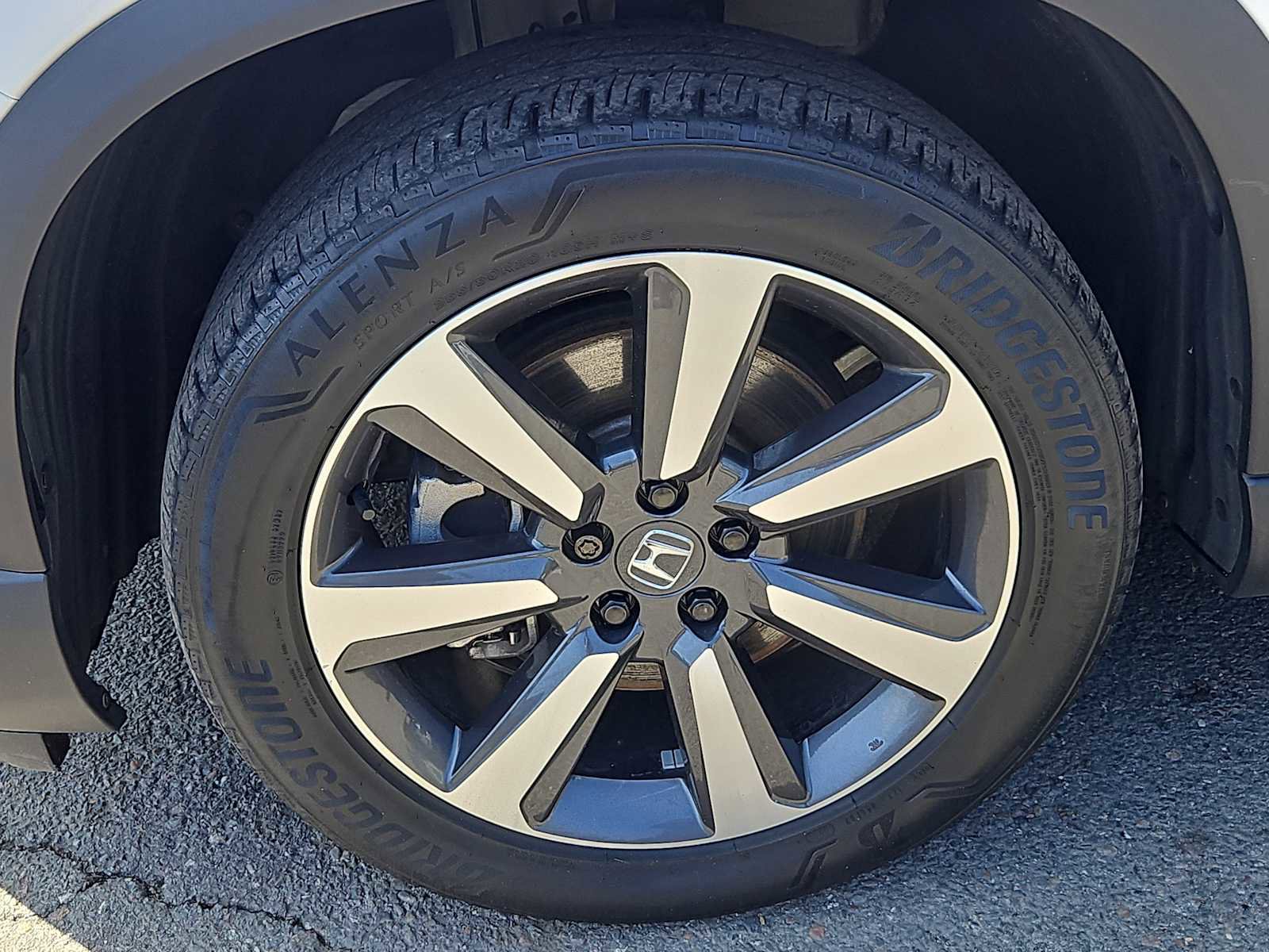 Certified 2023 Honda Pilot Elite image 6
