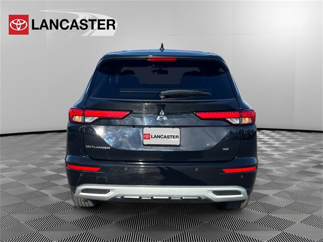 Used 2024 Mitsubishi Outlander SE image 6
