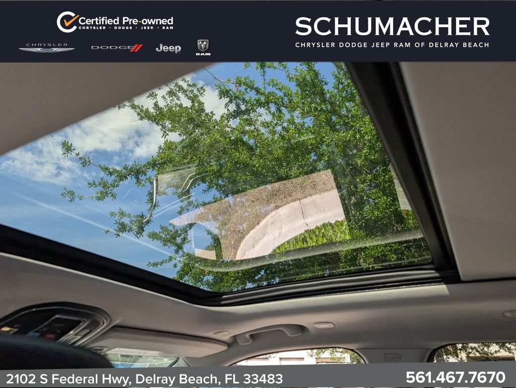 Certified 2024 Jeep Grand Cherokee Limited AWD/4WD image 15