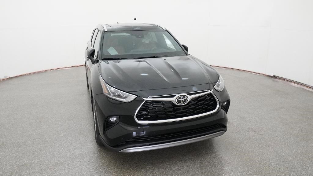 New 2026 Toyota Highlander Platinum AWD/4WD image 6