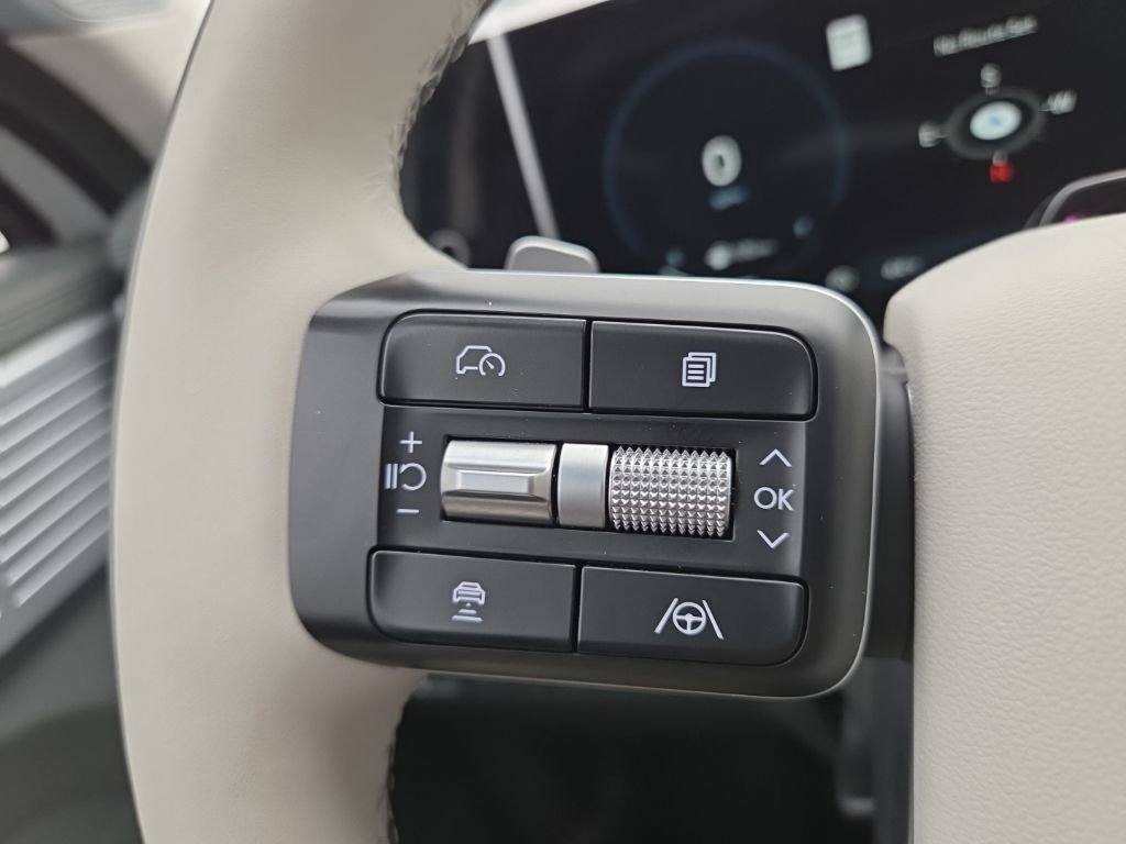 Used 2024 Hyundai Santa Fe Calligraphy image 29