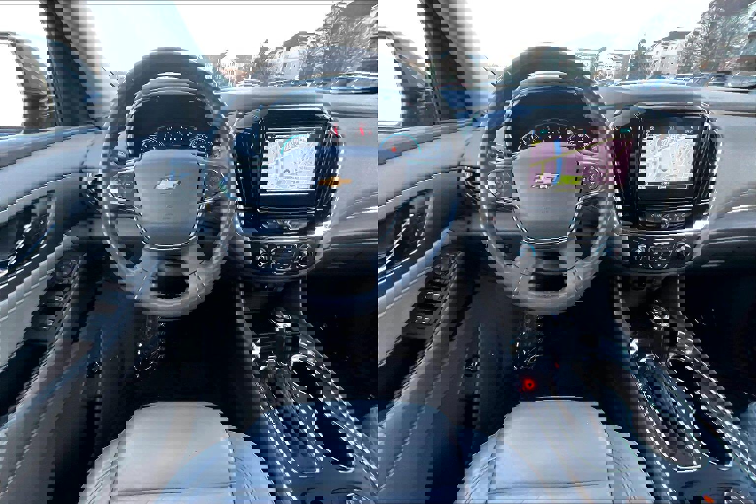 Used 2018 Chevrolet Traverse LT image 5