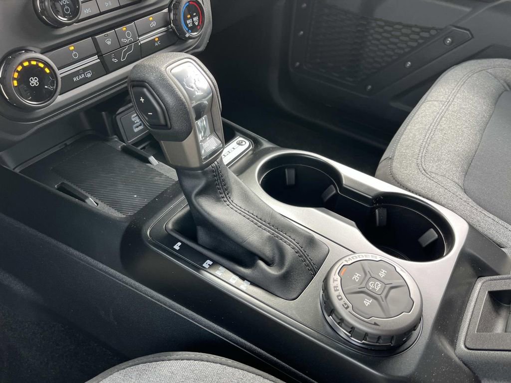 New 2025 Ford Bronco 4-Door image 6