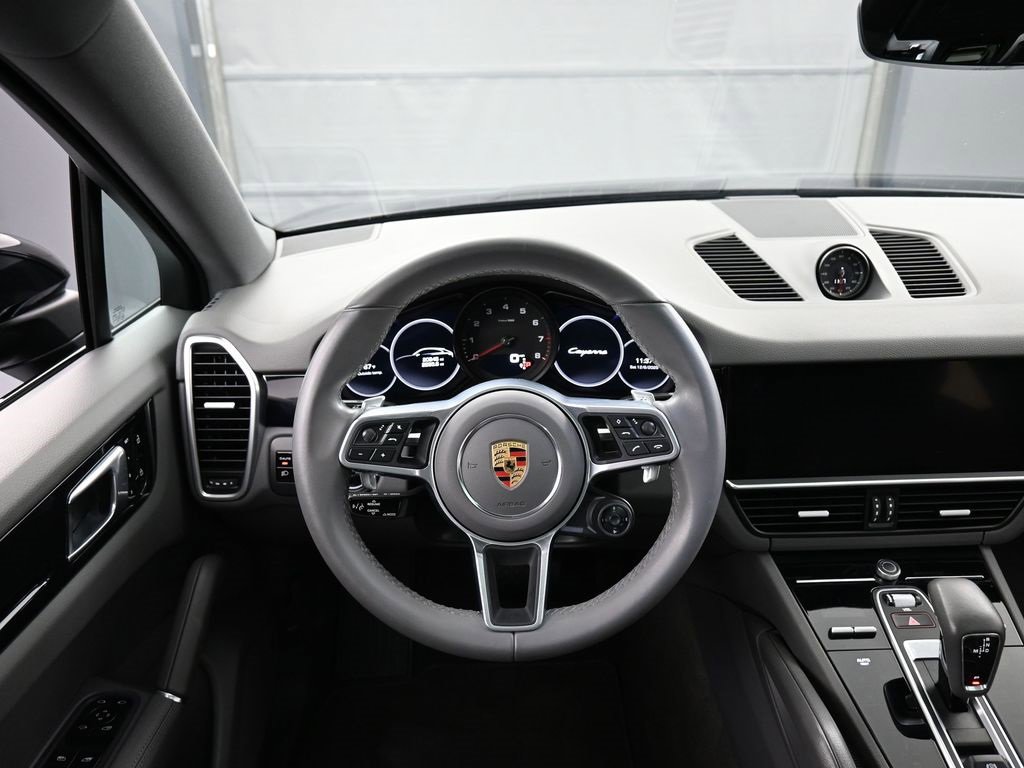 Certified 2021 Porsche Cayenne Coupe image 18