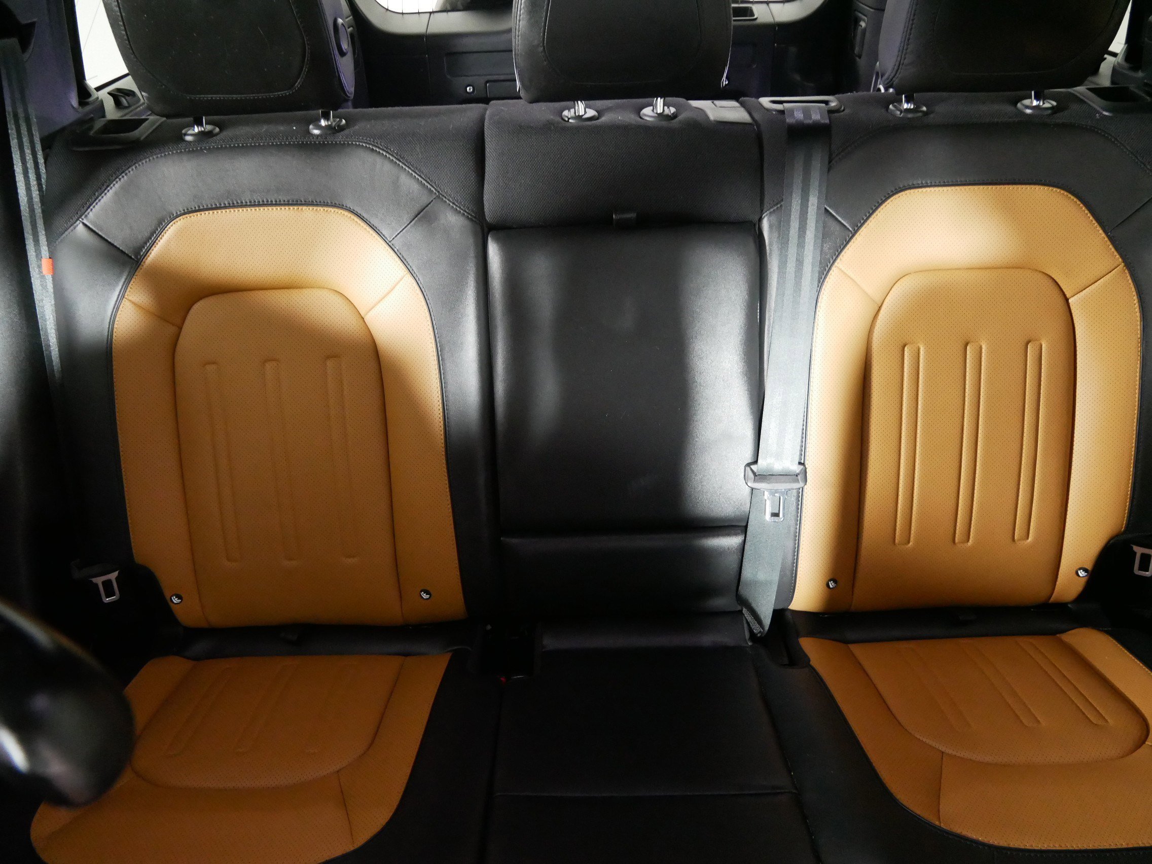 Used 2024 Land Rover Defender 110 X image 13