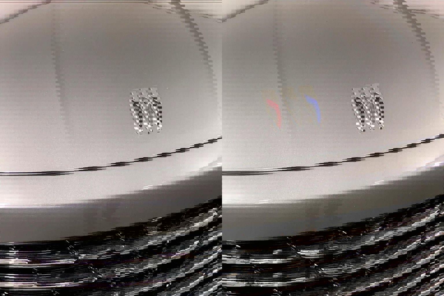 Used 2025 Buick Enclave Preferred image 29