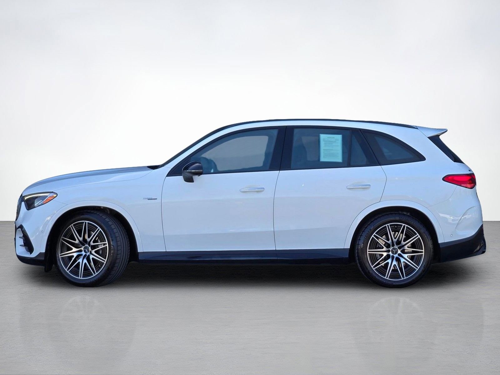 Used 2025 Mercedes-Benz GLC 43 AMG 4MATIC image 3