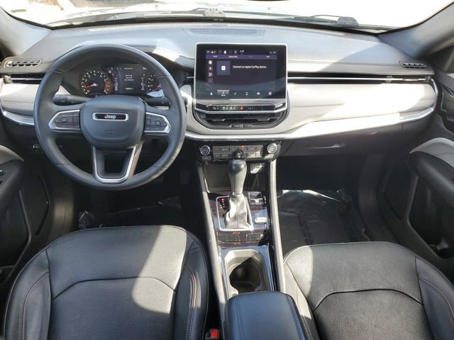 Used 2023 Jeep Compass Limited image 10