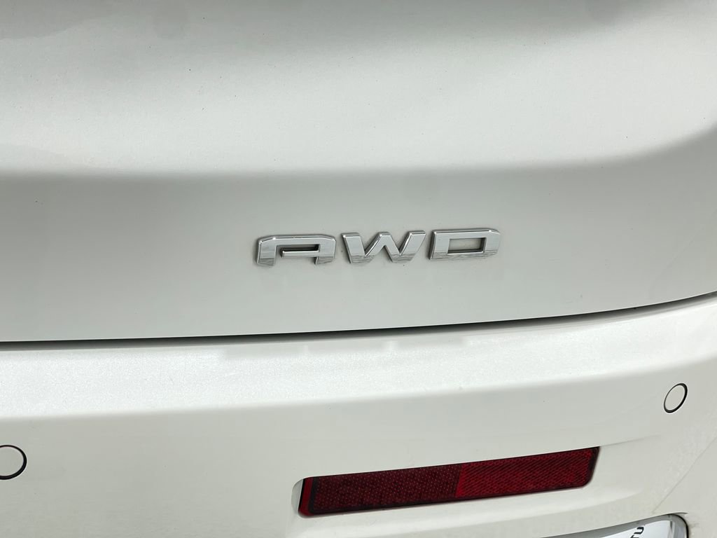 Used 2021 GMC Acadia Denali w/ Denali Technology Package image 41