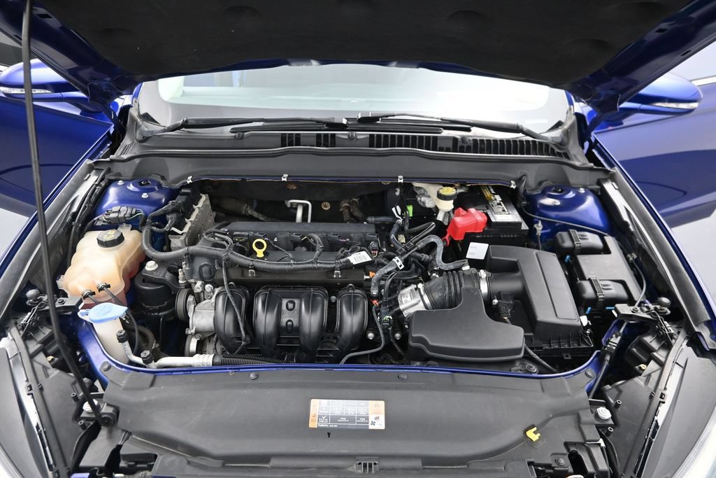 Used 2016 Ford Fusion SE FWD image 11