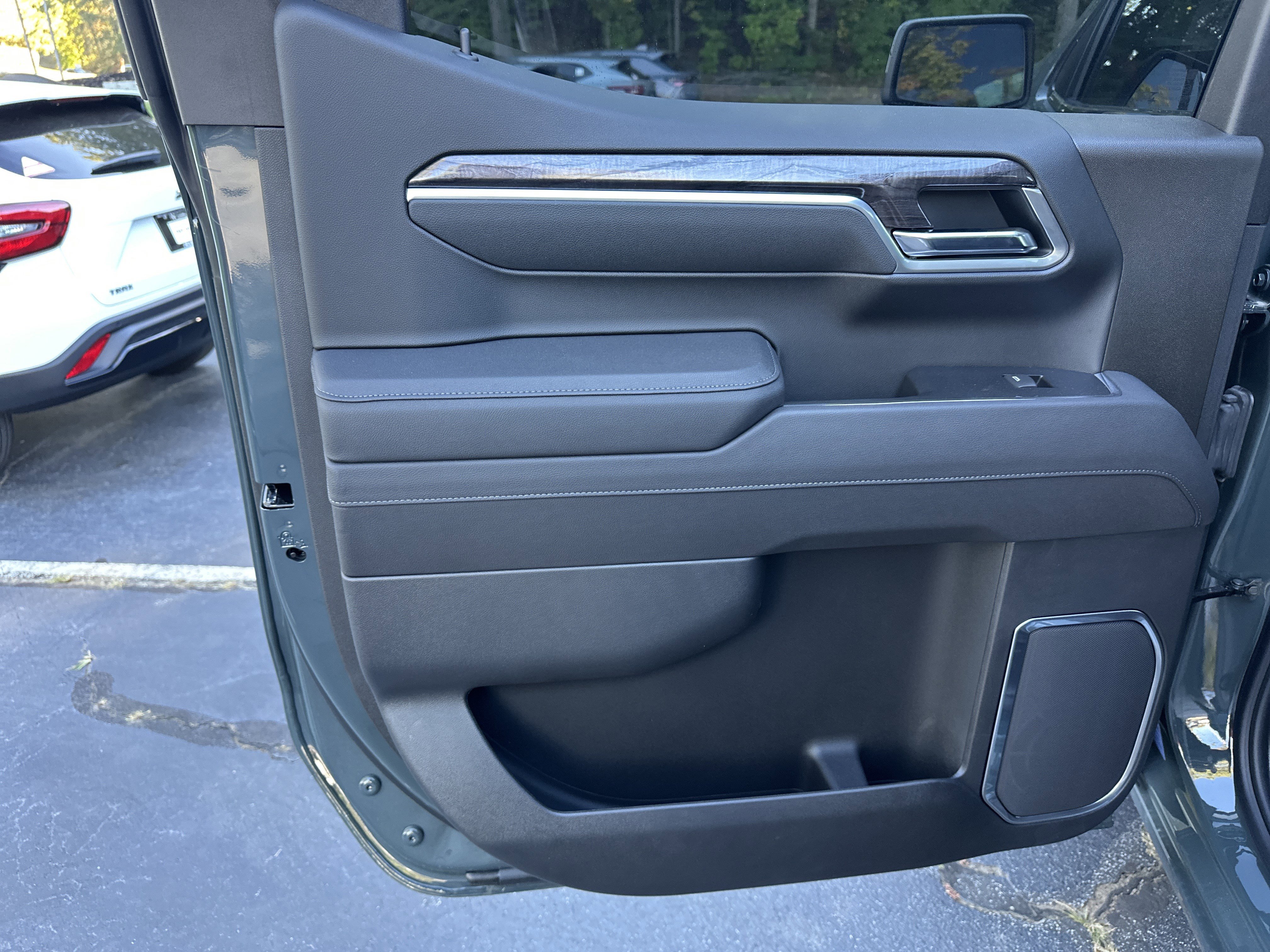 New 2025 Chevrolet Silverado 1500 LTZ image 20