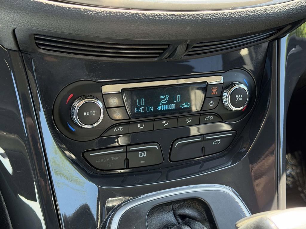 Used 2014 Ford Escape Titanium FWD image 5