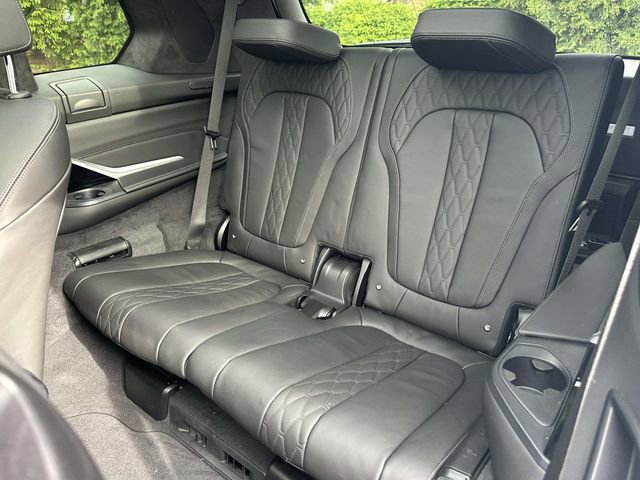 Used 2024 BMW X7 xDrive40i w/ Executive Package AWD/4WD image 11