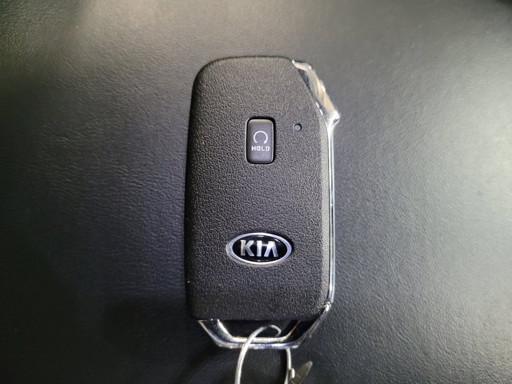 Used 2021 Kia Telluride LX AWD/4WD image 32