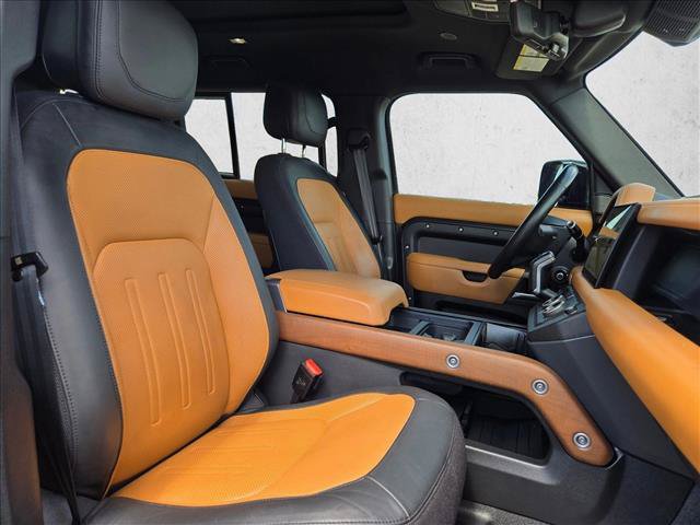 Used 2022 Land Rover Defender 110 X AWD/4WD image 22