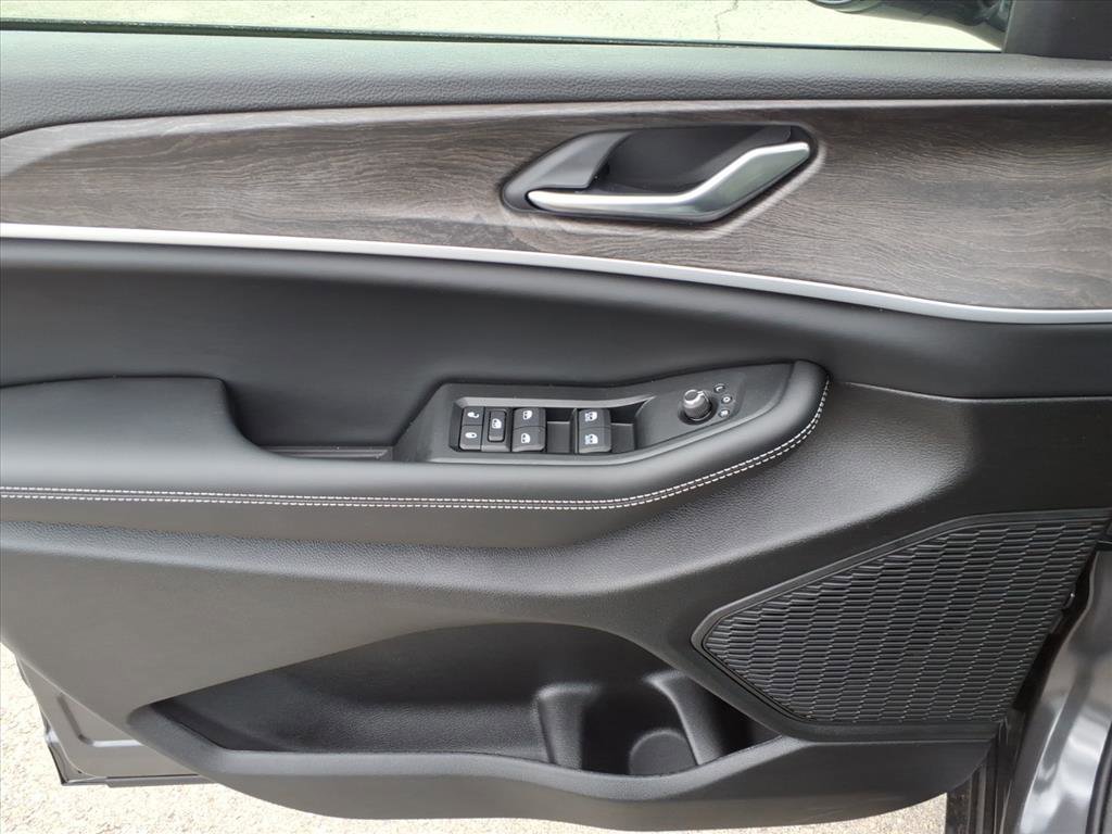 New 2026 Jeep Grand Cherokee Altitude image 16