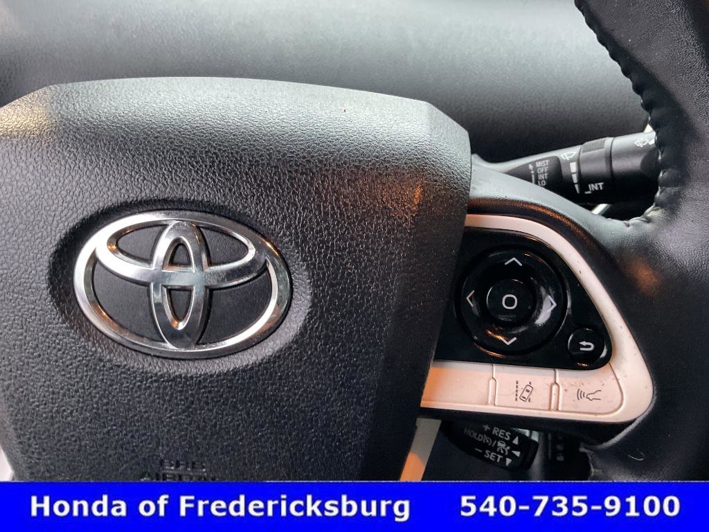 Used 2019 Toyota Prius Prime Plus FWD image 31