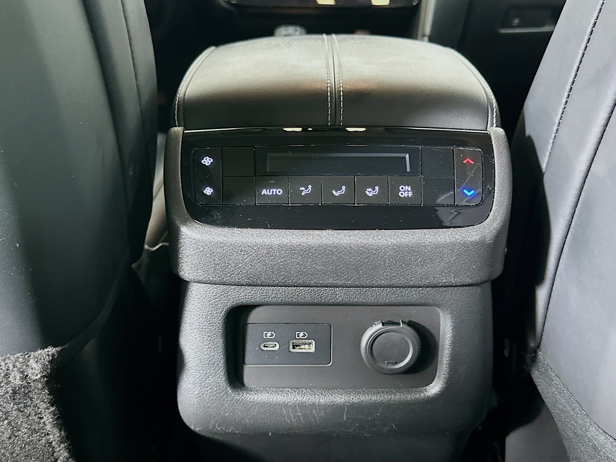 Used 2023 INFINITI QX60 Pure AWD/4WD image 28