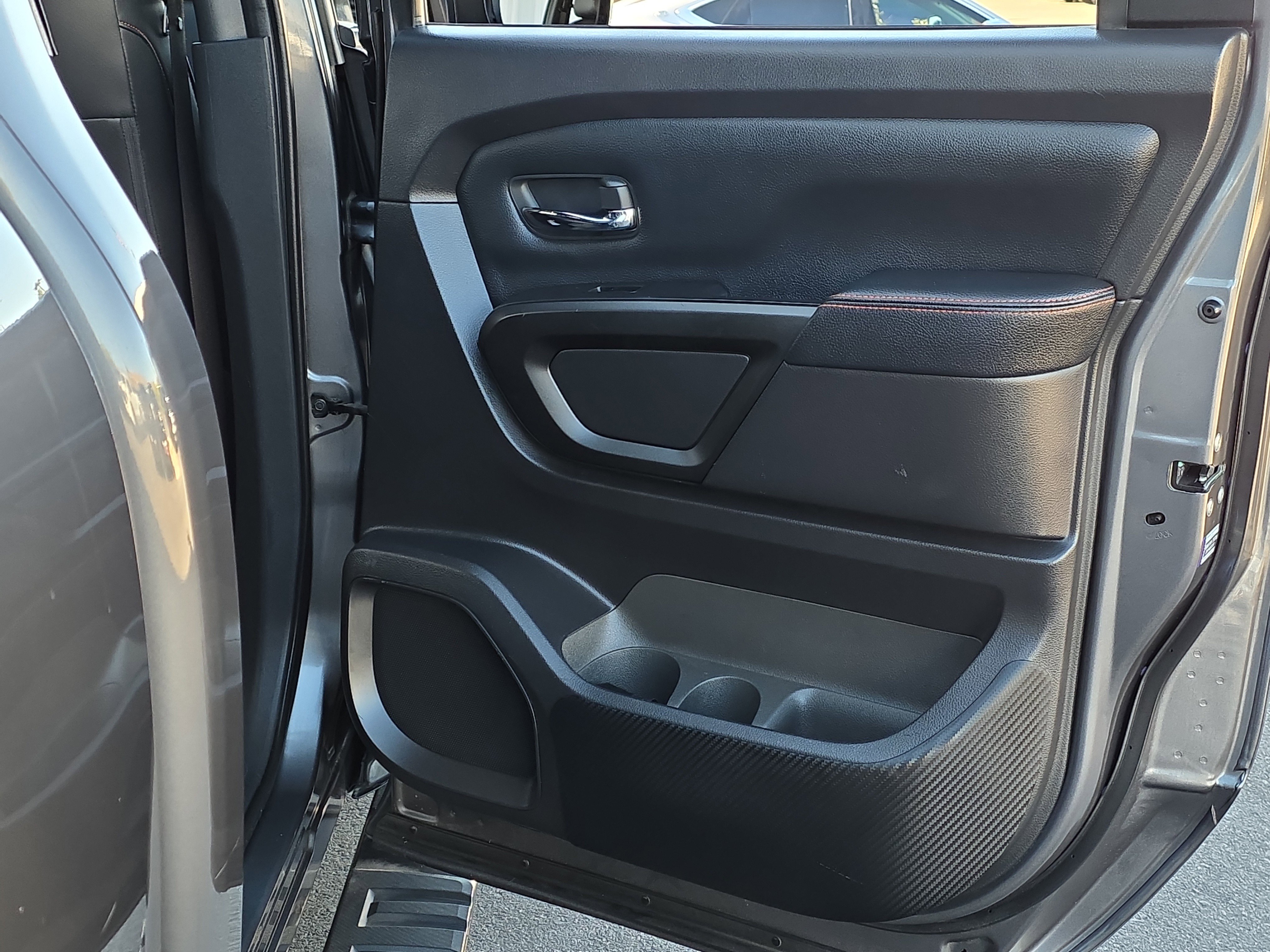 Used 2021 Nissan Titan PRO-4X w/ Off Road Protection Package image 26