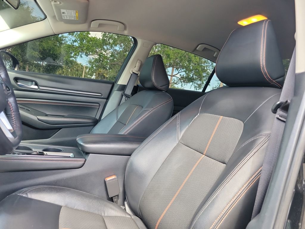 Used 2021 Nissan Altima 2.5 SR FWD image 18