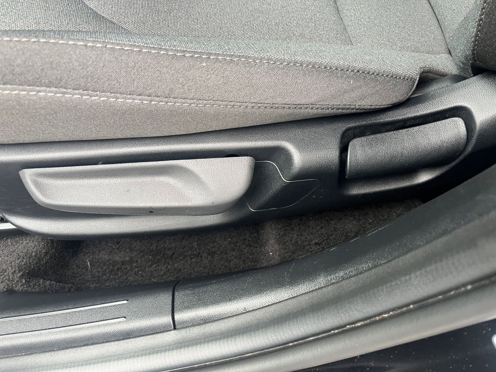 Used 2025 Kia K4 FWD image 22