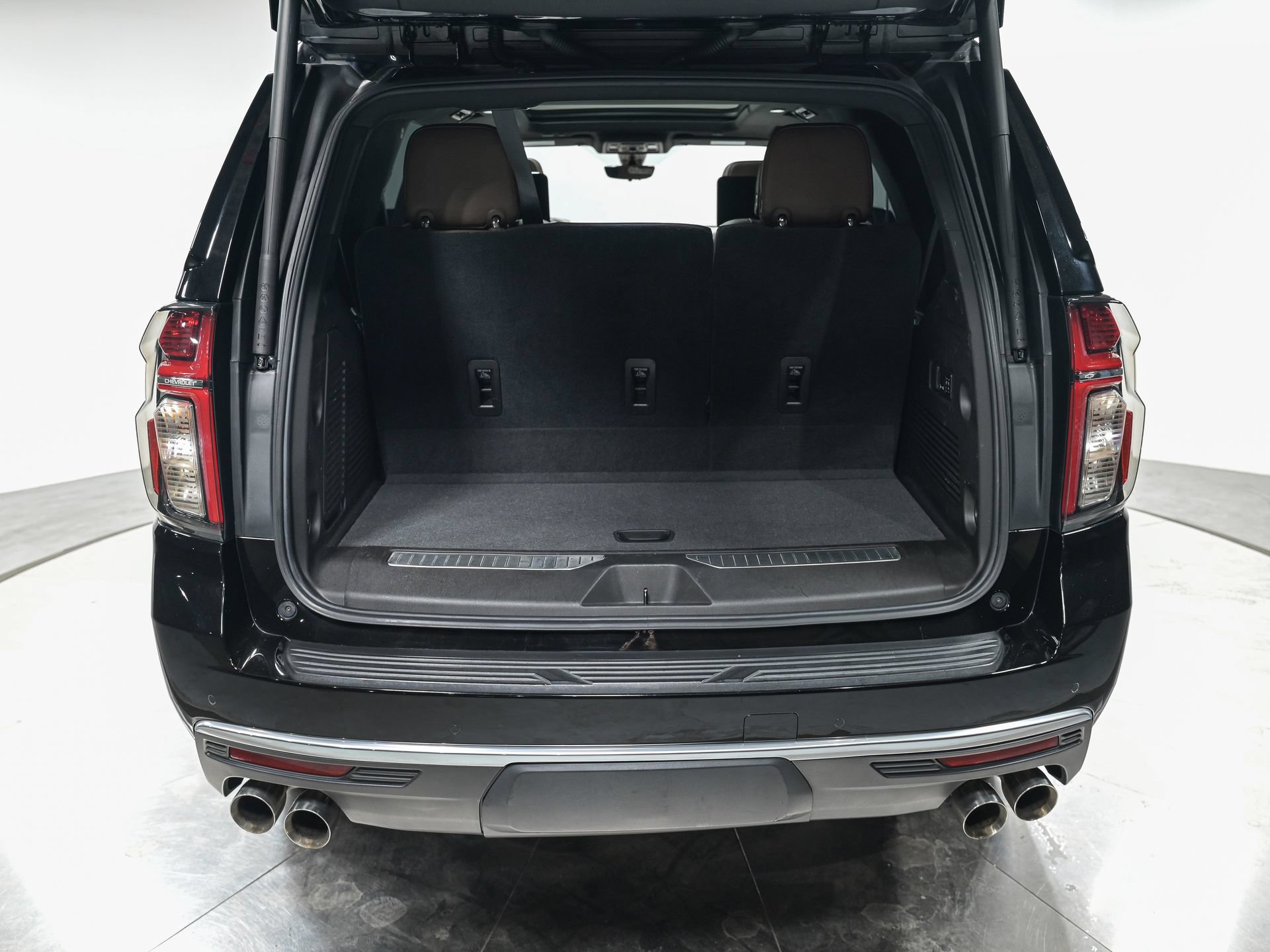 Used 2021 Chevrolet Tahoe High Country AWD/4WD image 6