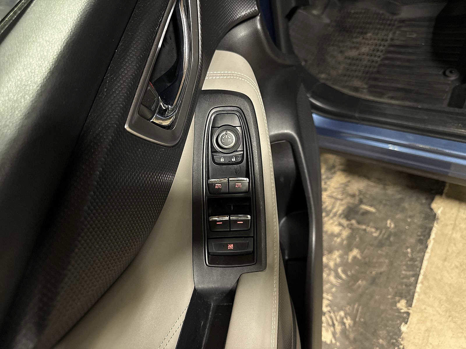 Used 2020 Subaru Forester Limited AWD/4WD image 22
