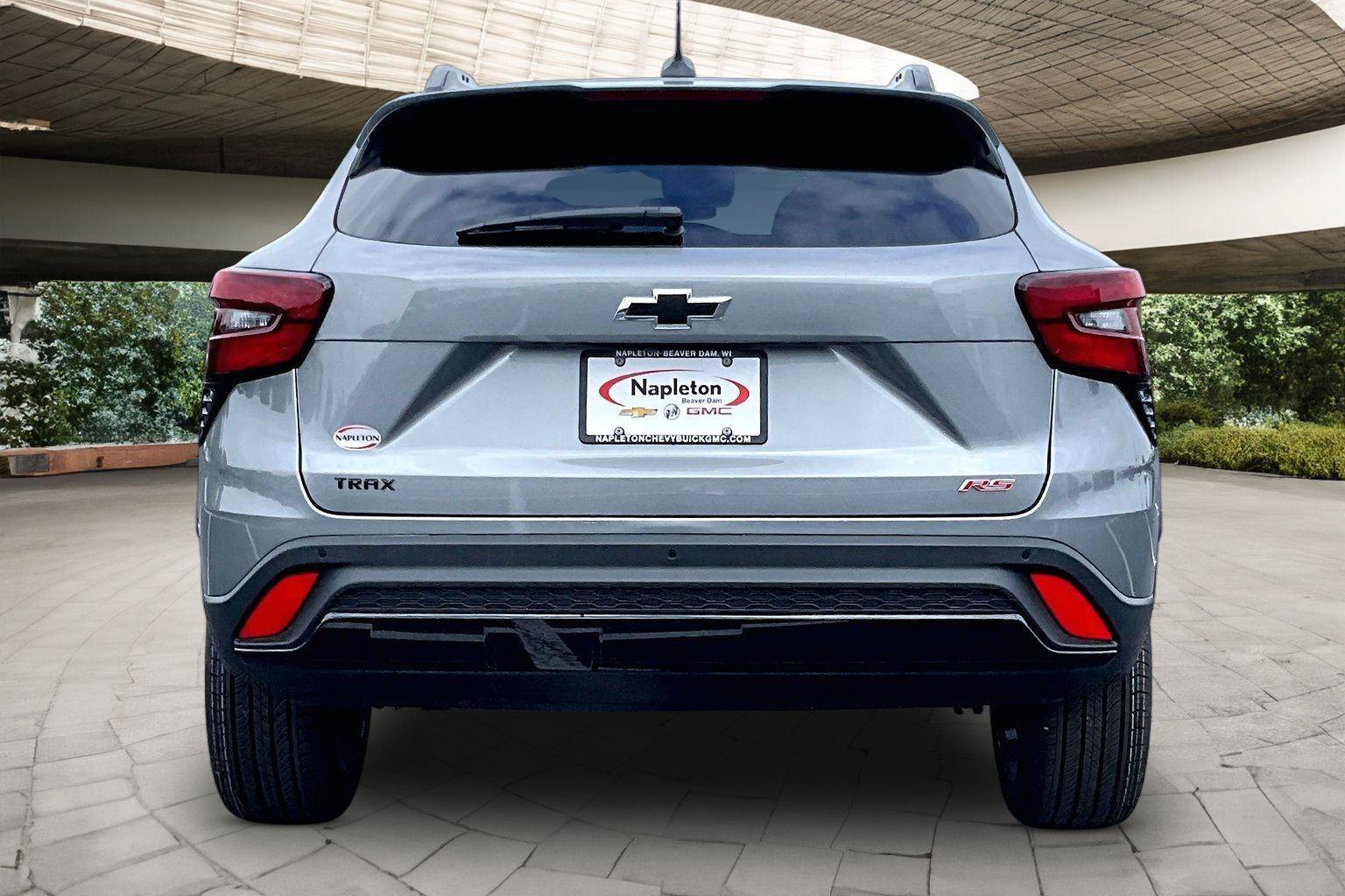 New 2026 Chevrolet Trax RS w/ Driver Confidence Package FWD image 4