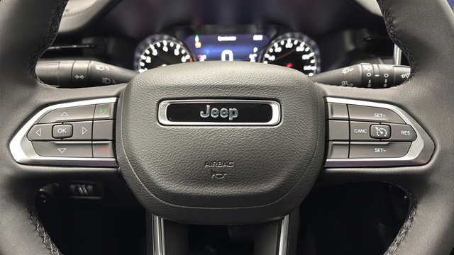 New 2026 Jeep Compass Latitude AWD/4WD image 14