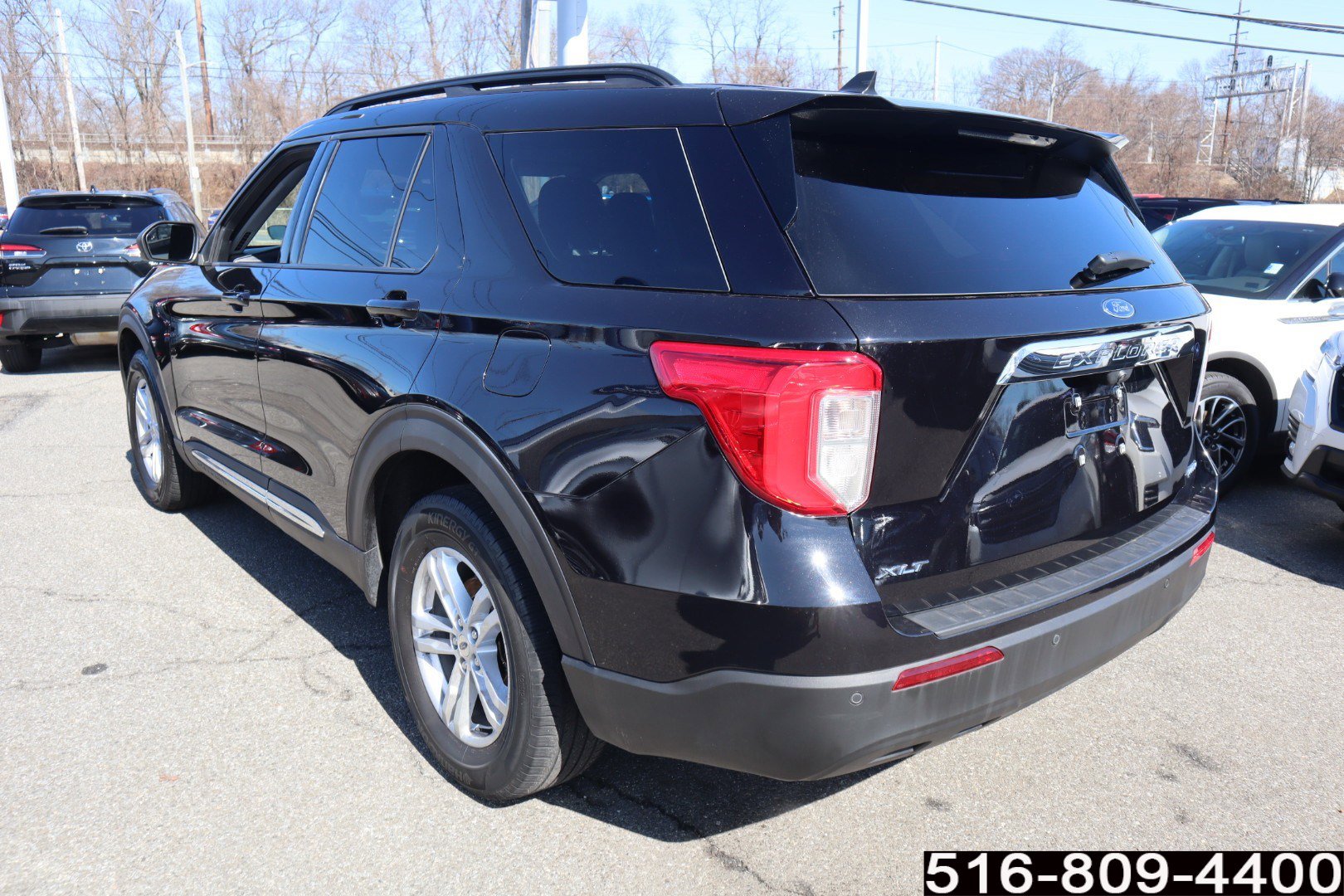 Used 2021 Ford Explorer XLT image 6