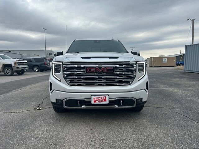 Used 2023 GMC Sierra 1500 Denali w/ Technology Package AWD/4WD image 9
