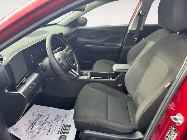 Certified 2024 Hyundai Kona SEL AWD/4WD image 9