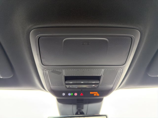 New 2026 Chevrolet Traverse Z71 w/ Enhanced Driving Package image 20