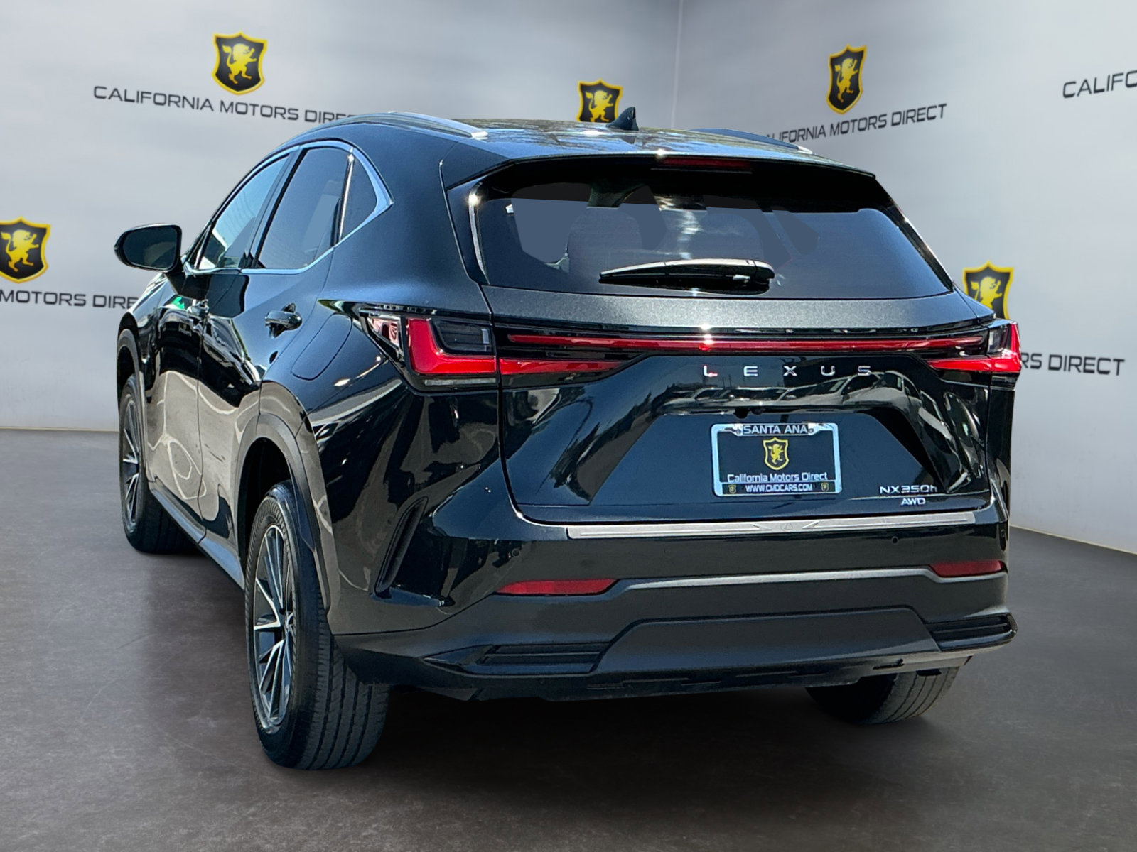 Used 2024 Lexus NX 350h AWD w/ Vision Package image 7